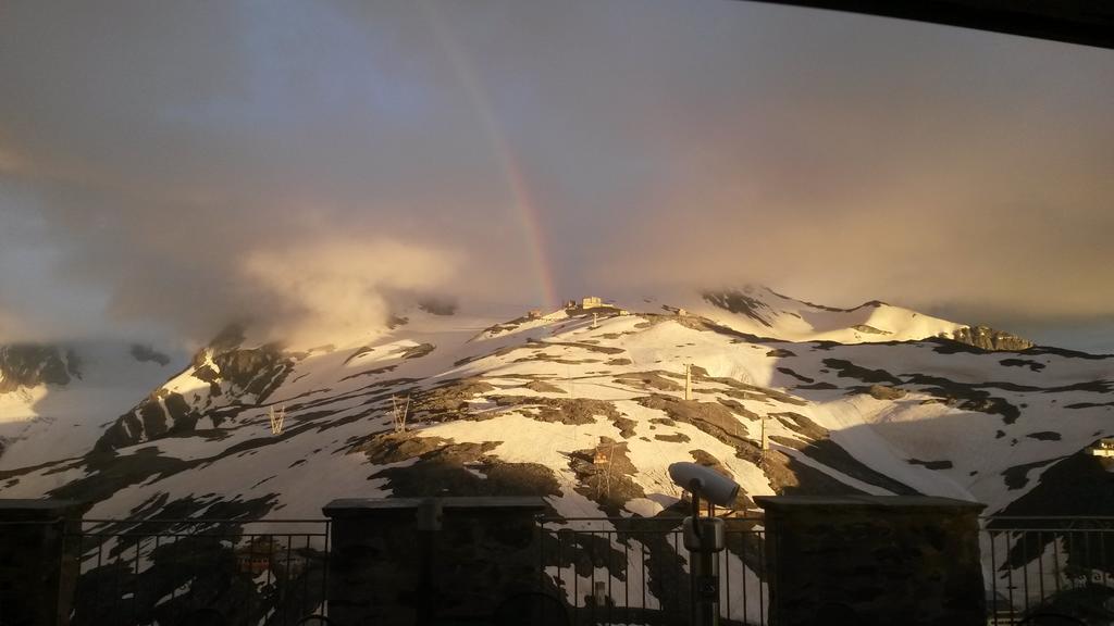 Rifugio Garibaldi Hotel Passo Stelvio Exterior photo