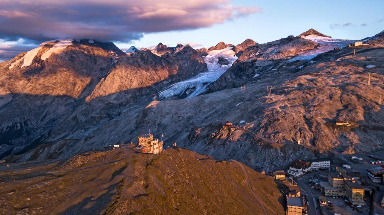 Rifugio Garibaldi Hotel Passo Stelvio Exterior photo